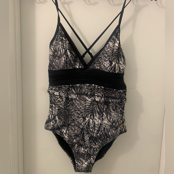 NWOT Balance Collection One-piece Swim Suit small - Picture 1 of 12